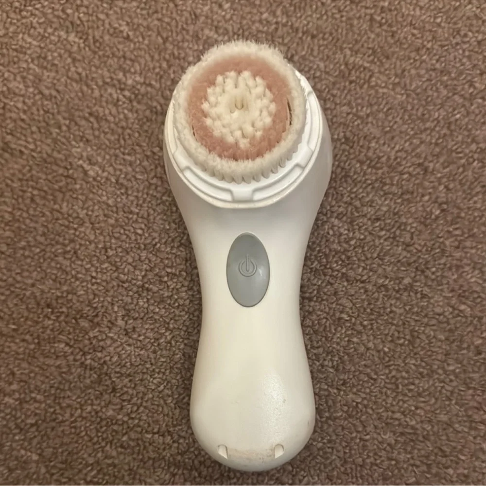 Clarisonic Mia 1 cleansing brush - Picture 3 of 7